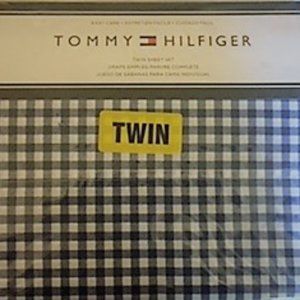 Tommy Hilfiger Twin Sheet Set